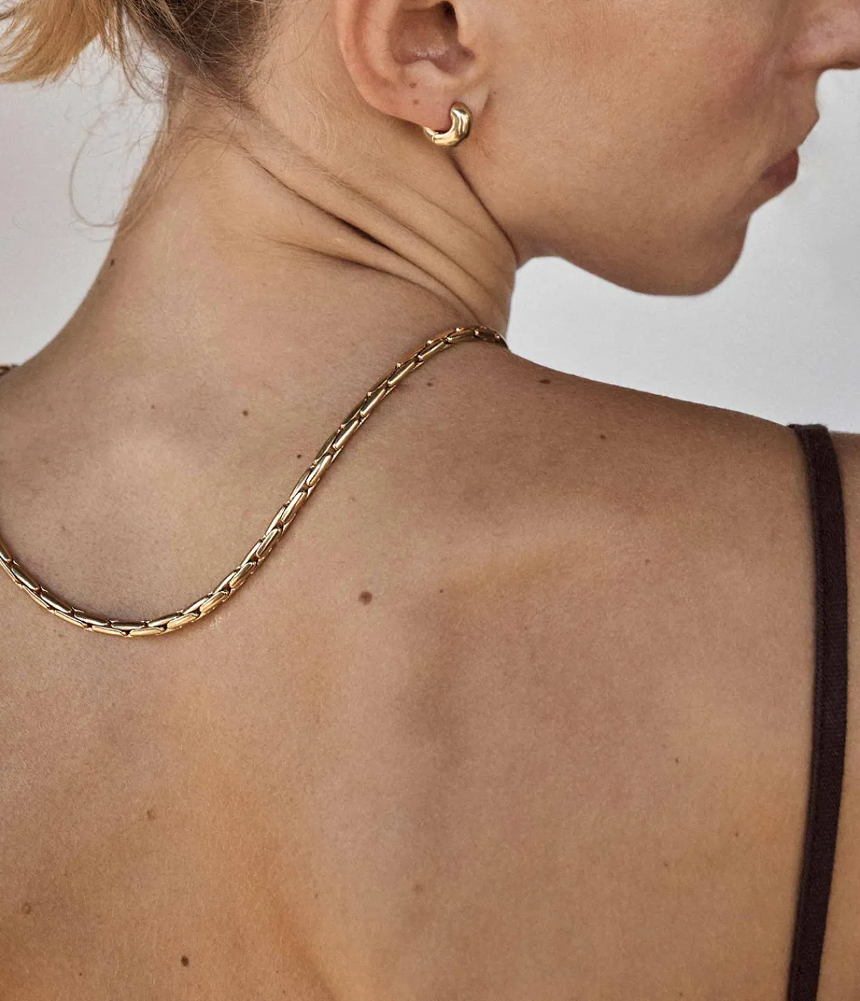 Rylan Boston Link Necklace in Gold Store