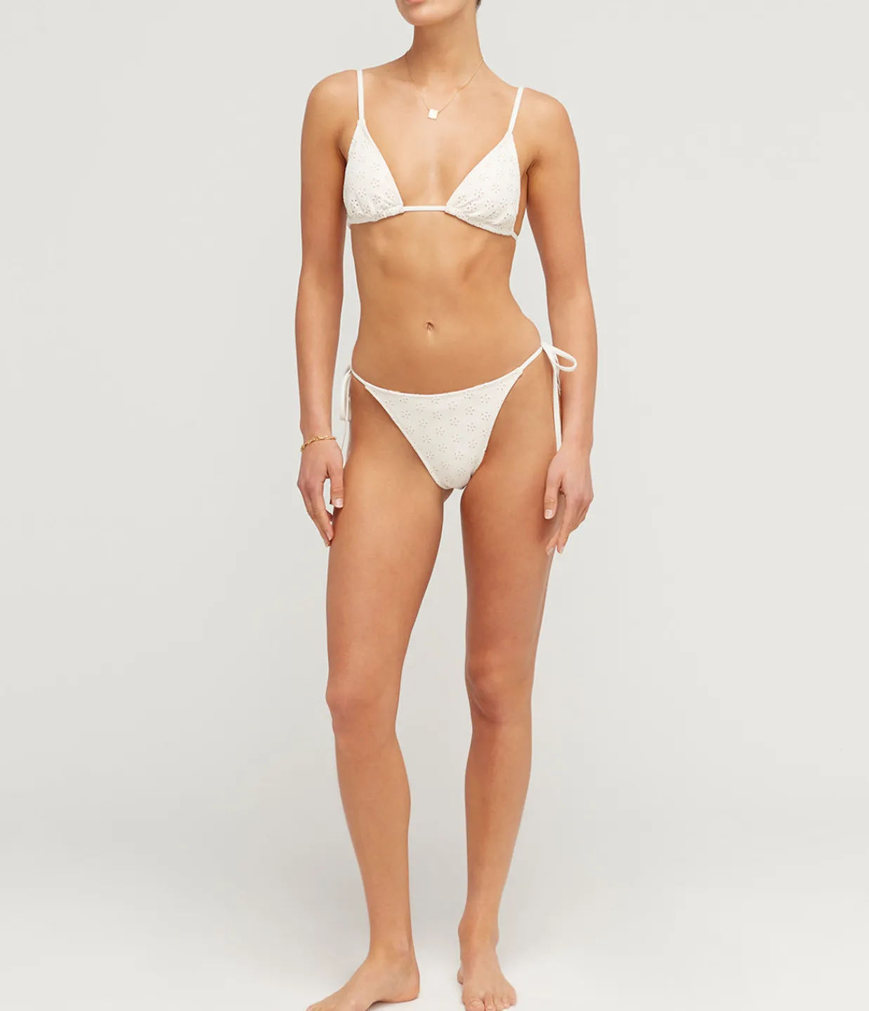 Peony Broderie String Tri in Fleur Outlet