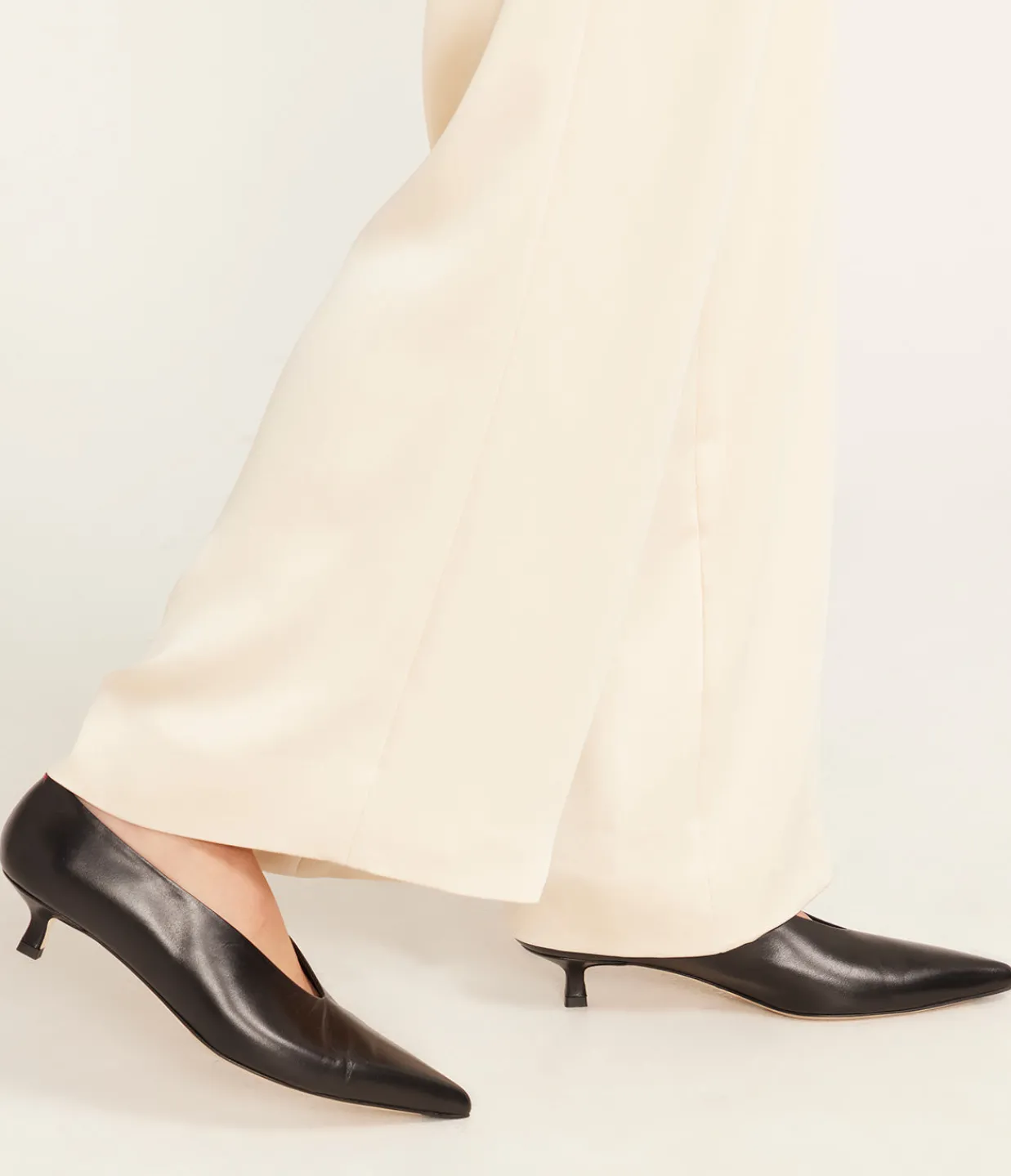 Aeyde Clara Nappa Leather in Black Clearance