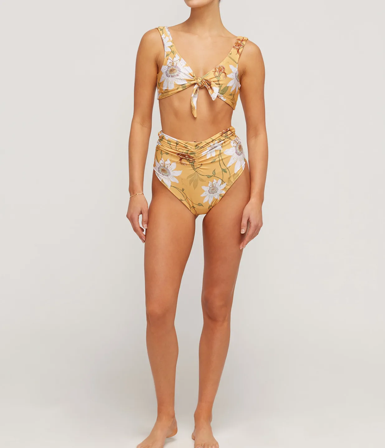 Agua by Agua Bendita Claude Knotted Bikini Top in Pasiflora Best