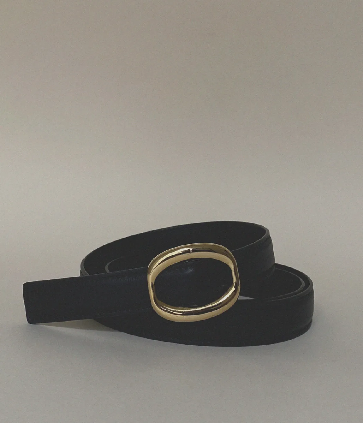 Refine Lauren Leather Belt in Black and Gold New