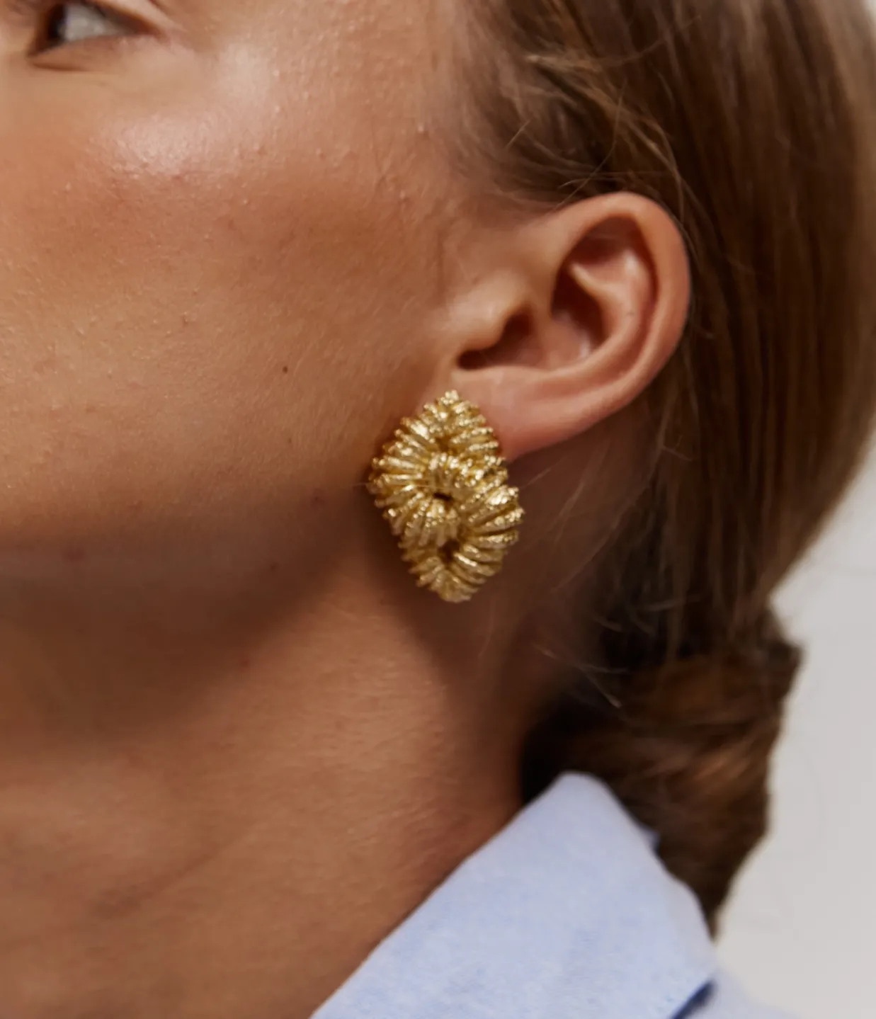 Paola Sighinolfi Loto Earrings in Gold Shop