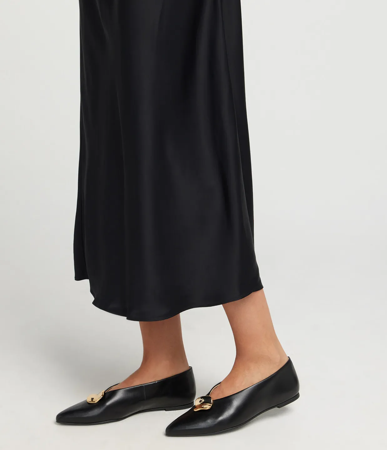 Mercedes Castillo Luna Flat in Black Fashion