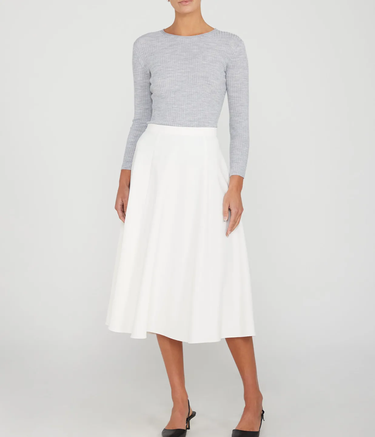 Theory Round Tailored Skirt in Ivory Store