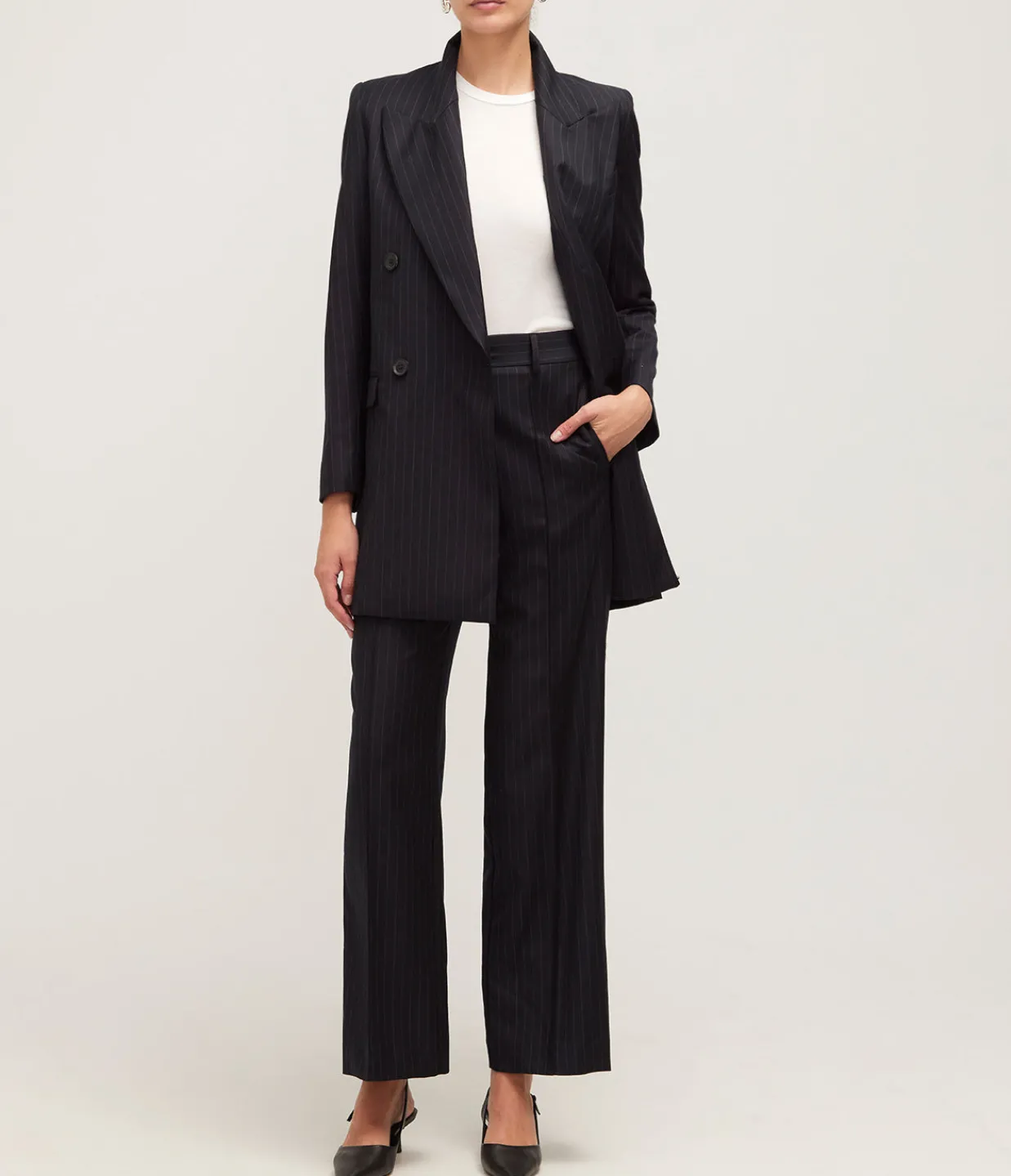 Beare Park Slouch Straight Leg Trouser in Navy Flash Sale
