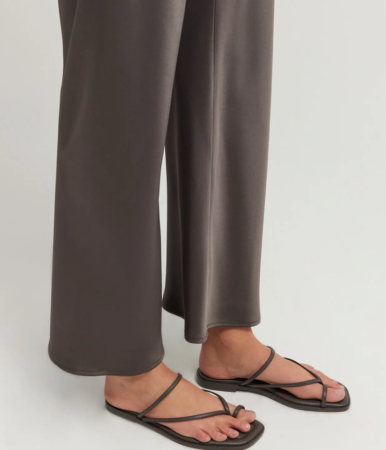A.Emery Turner Sandal in Graphite New