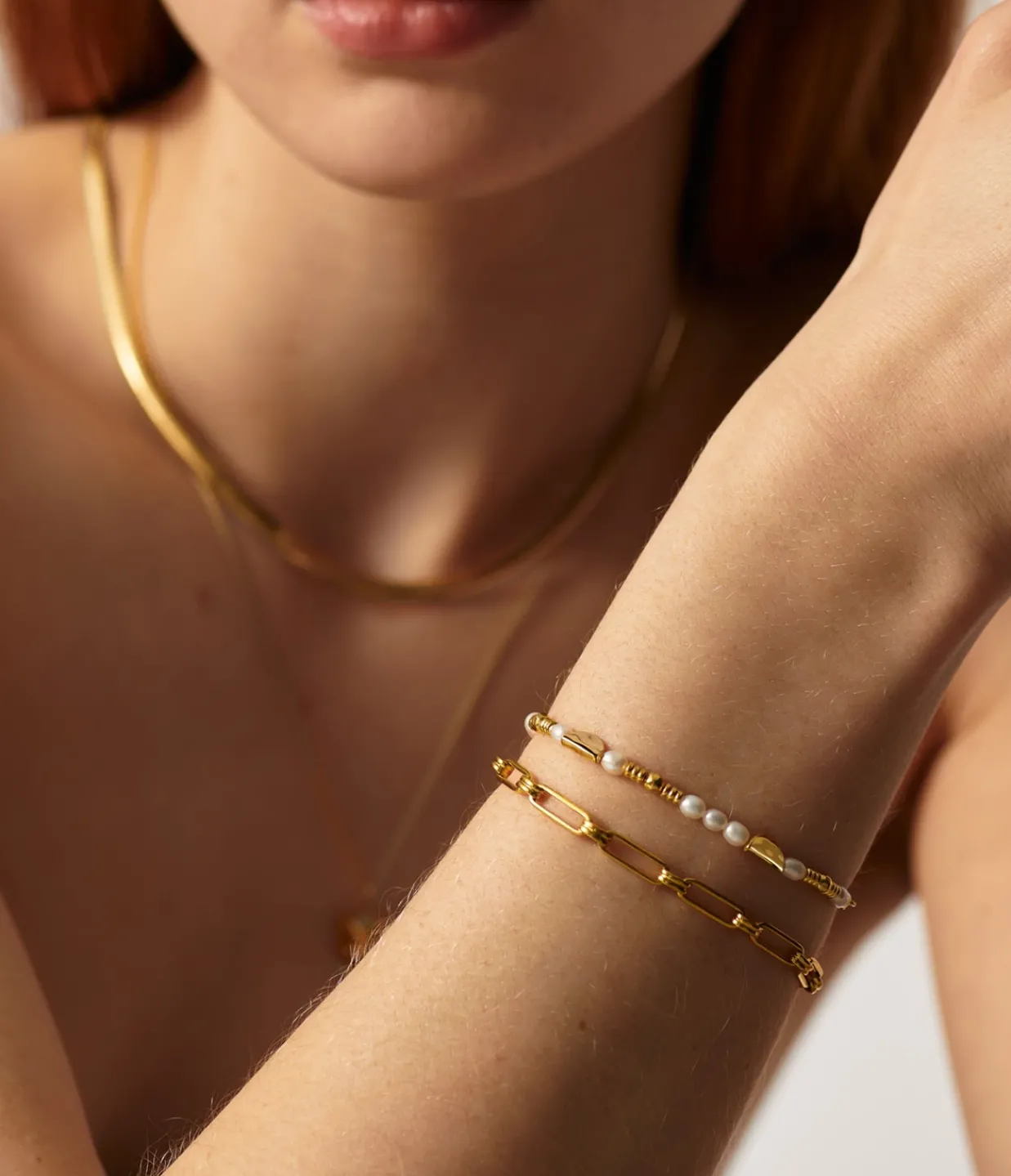 Missoma Zenyu Seed Pearl Half Moon Bracelet in Gold Store